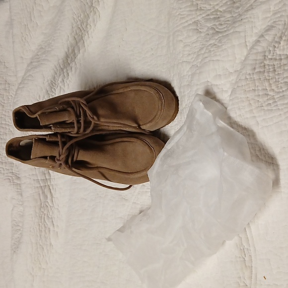 MK Women's Lace up platform Ankle Boots - Picture 10 of 10